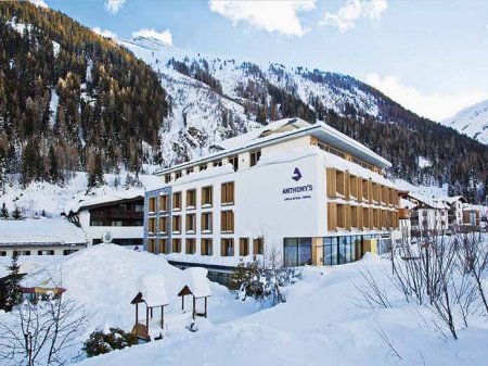 Hotel Anthony’s