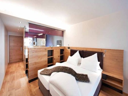 Hotel Anthony’s
