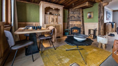 Village Montana Suites