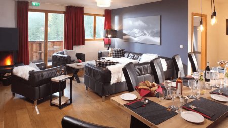 Chalet Valluga (Mountain Lodge)