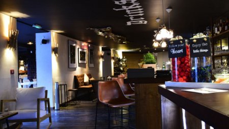 Hotel Le Rock Noir, Villeneuve