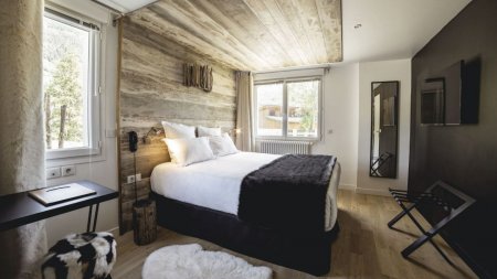 Hotel Le Rock Noir, Villeneuve
