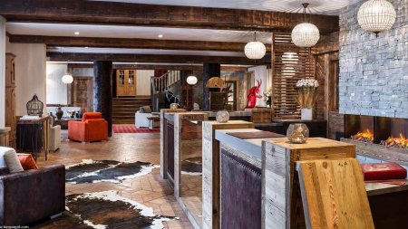 Village Montana Hotel